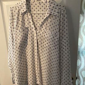 Express blouse with anchor design. Size XL. White.